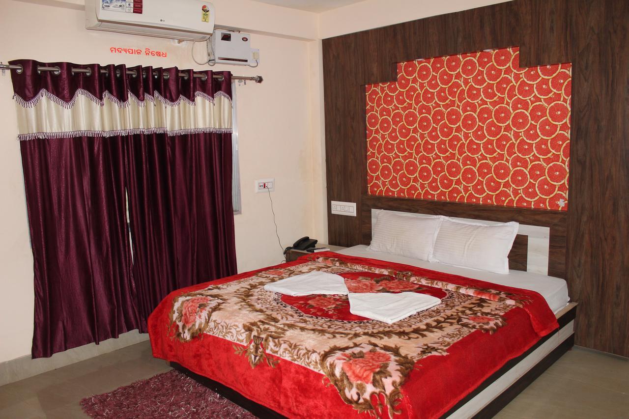 Hotel Sun Plaza-Near Konark Sun Temple- Couple Friendly-Best Choice Of Travellers Exterior foto